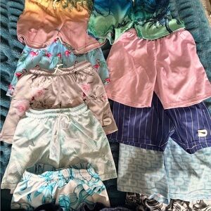 DRIP SHOP SHORTS KIDS MEDIUM